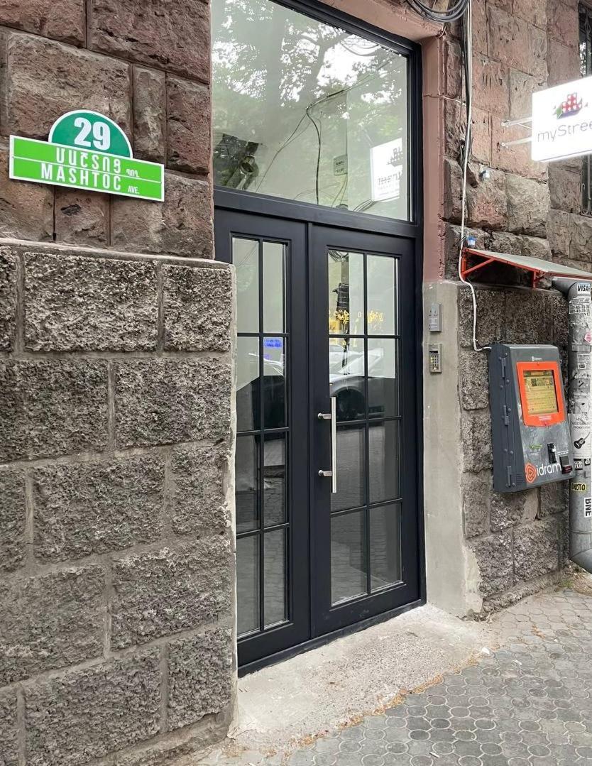 Arm Hostel Erévan Extérieur photo